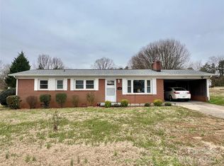 114 S Toria Dr, Statesville, NC 28625