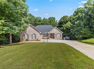 6426 Kettle Creek Way, Flowery Branch, GA 30542