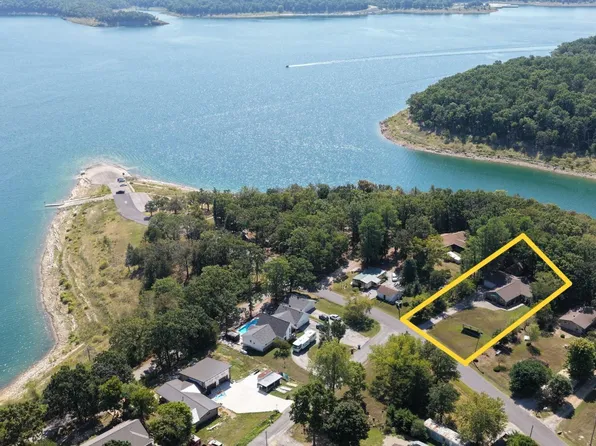 413 Browns Beach Rd, Bull Shoals, AR 72619