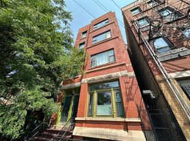 607 N Noble St, Chicago, IL