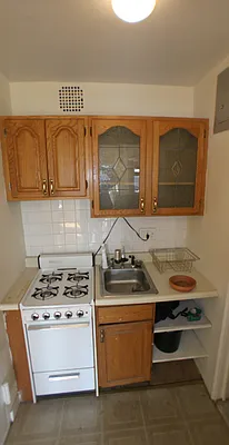 Rented by Frank Valvo Real Estate | media 13