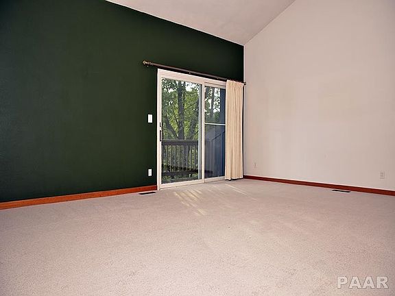 3rd image of 6015 N Bent Oak Ln