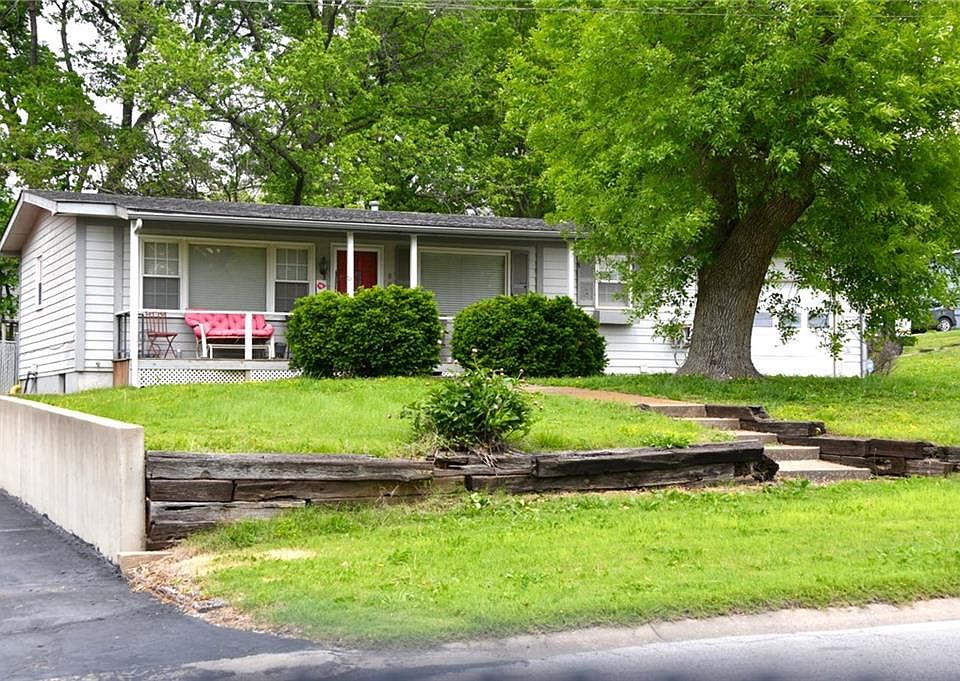 1st image of 8000 Riverview Ave
