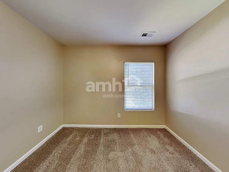 148 Bellfare Dr — Photo 20