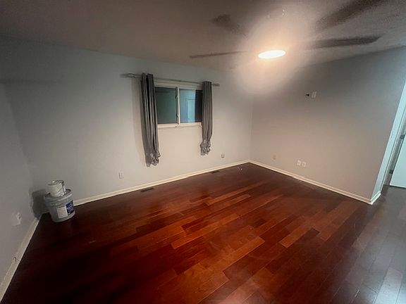 4th image of 2472 Ravenel Dr