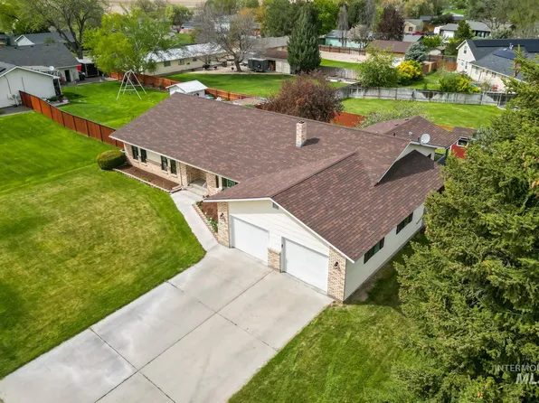 600 Donna Dr, Nampa, ID 83686