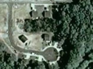 28 Mill Stream Ct, Newnan, GA 30263