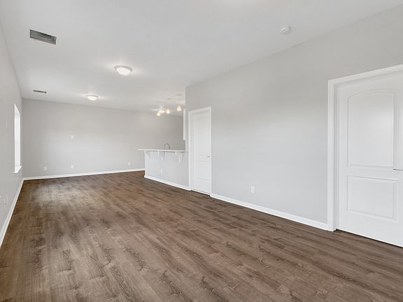4th image of 10 N Willow St #1