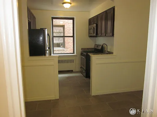 Rented by Kian Realty | media 3