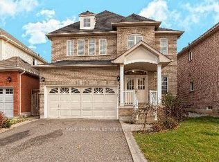 10 Milkweed Cres, Brampton, ON L7A1T8
