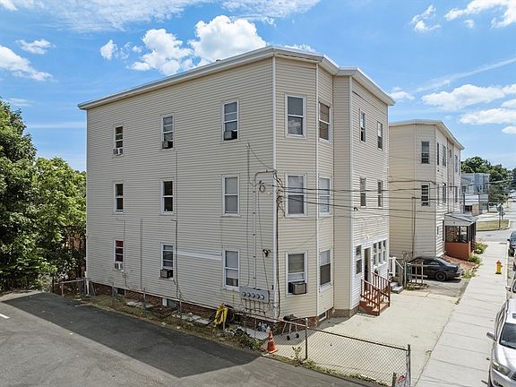 3rd image of 131 Clarendon St