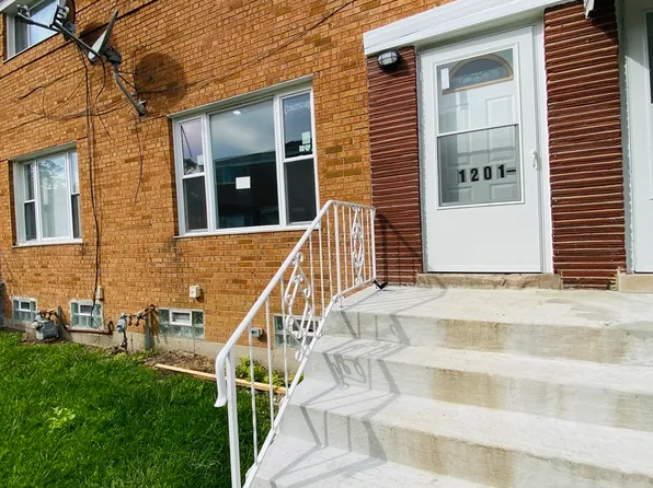 1201 S 17th Ave APT C, Maywood, IL 60153