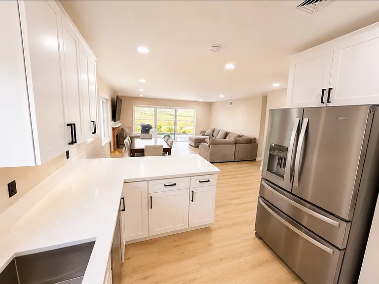 6688 Montclair Dr #4 — Photo 24