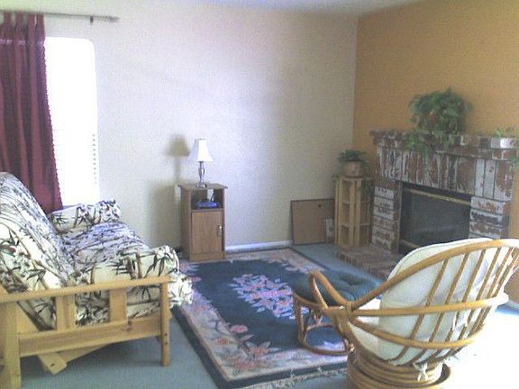 Family Room w/ Fireplace
