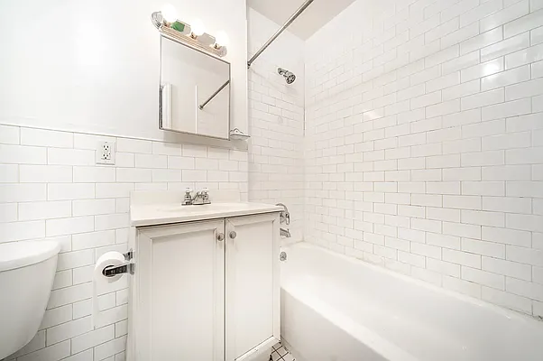 Rented by Living New York | media 16