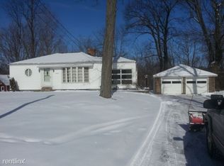 2498 Norcross Rd, Erie, PA 16510