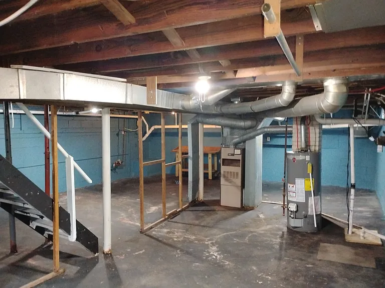 4325 N Olney St — Photo 39