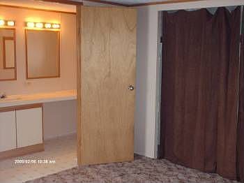 2nd image of 523 54th Ave N Trlr 1B