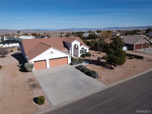 5th image of 3877 Zuni Ave