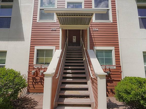 2nd image of 2819 Syracuse Ct Unit 232