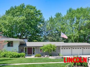 1801 Camden Pl, Lincoln, NE 68506