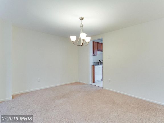 4th image of 3303 Ardley Ct
