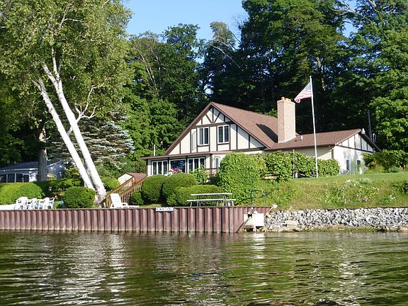 4th image of 5800 S Shore Dr