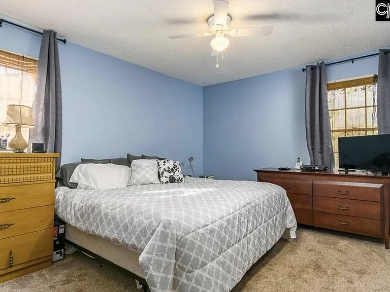 224 Woodwinds West Dr — Photo 3