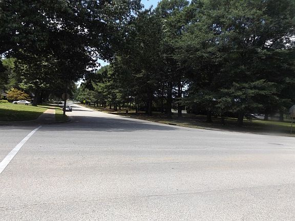 5th image of 1280 Estate Dr