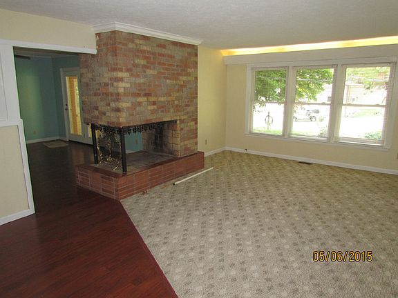 Living Room View A