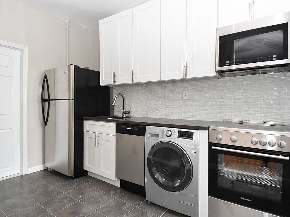 1st image of 304 W 147th St APT 8