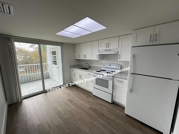 2nd image of 5840 37th Ave N APT 6