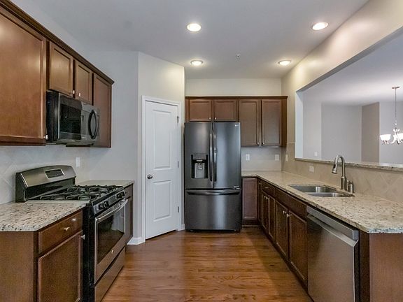 2nd image of 226 Ashley Ln SE