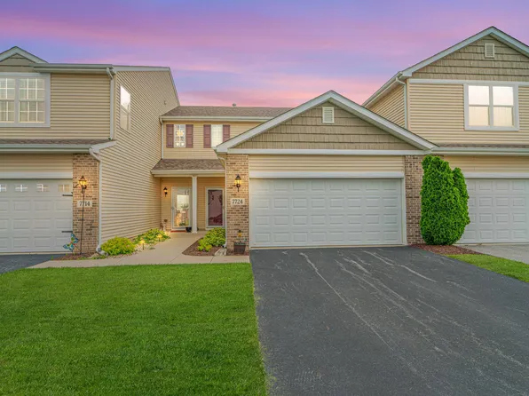 7724 E 111th Pl, Winfield, IN 46307