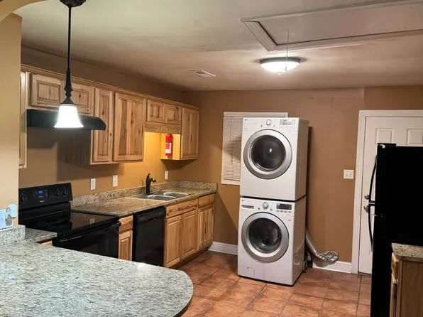 1309 Hoke St, Gadsden, AL 35903