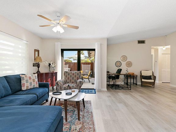 4th image of 3759 Silver Lace Lane