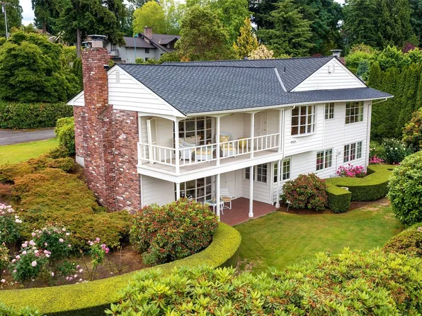 9073 NE 41st Street, Yarrow Point, WA 98004