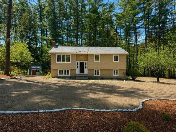 100 S Harbor Rd, Townsend, MA 01469