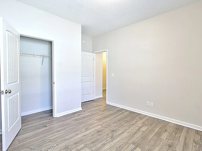 183 W West Winn Ave — Photo 10