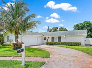405 Highwood Cir, Jupiter, FL 33458