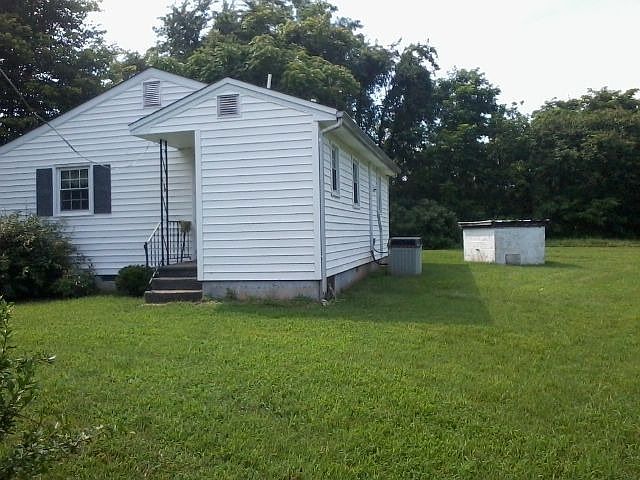 2nd image of 3684 Brights Rd