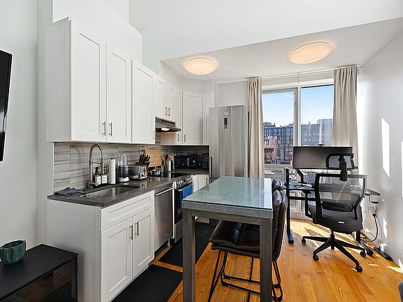 4th image of 362 W 127th St #Phb