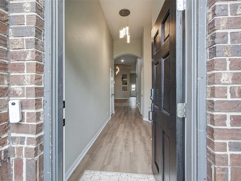 10406 Sill Prairie Dr — Photo 4
