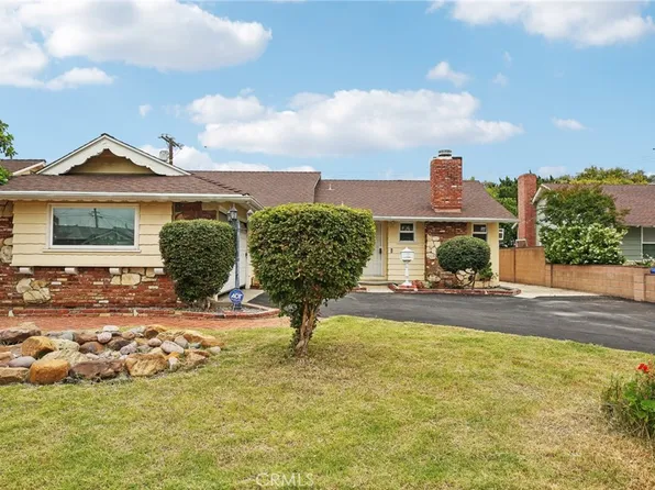 21044 Blythe St, Canoga Park, CA 91304