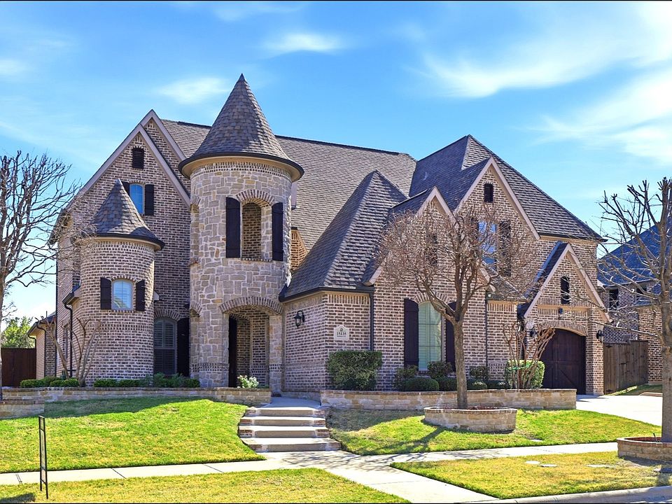1st image of 15135 Dublin Ln