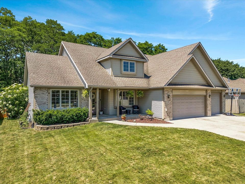 1st image of 230 English Ln
