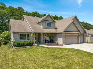 230 English Ln, Winthrop Harbor, IL 60096