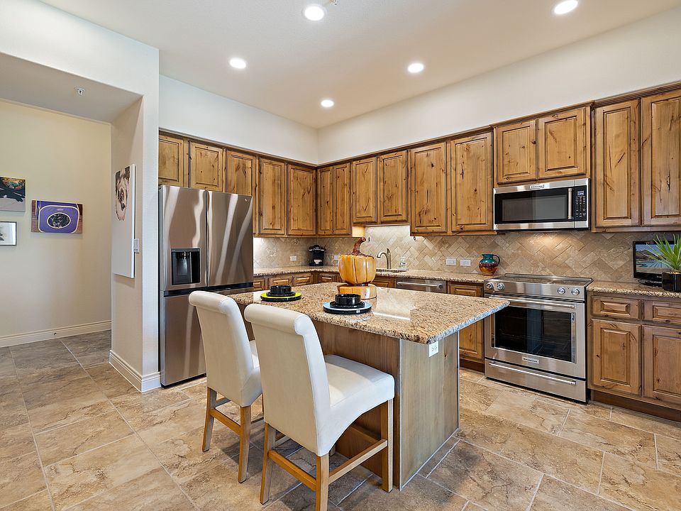 1st image of 106 Bella Toscana Ave
