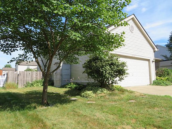 4th image of 1572 Windsong Dr