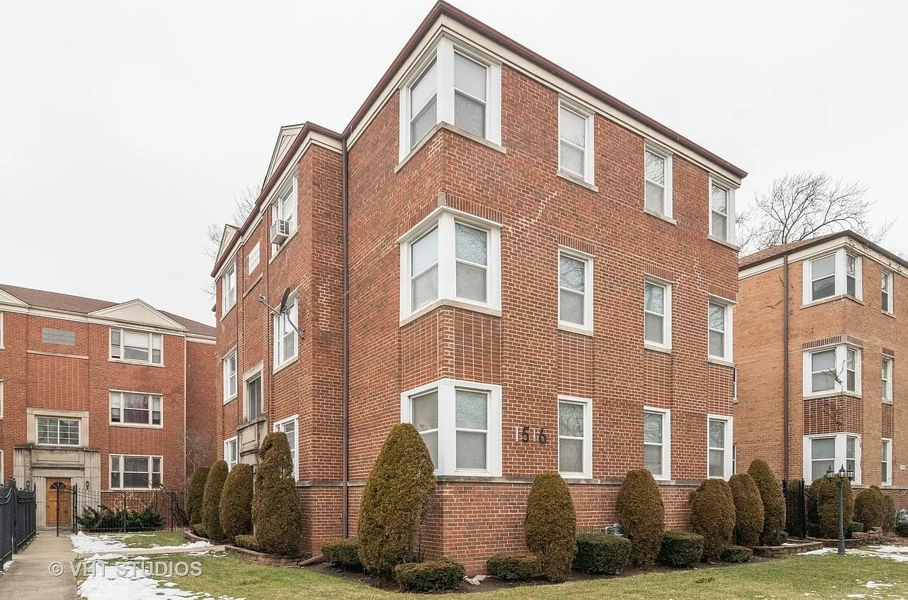 1516 N Harlem Ave — Photo 1